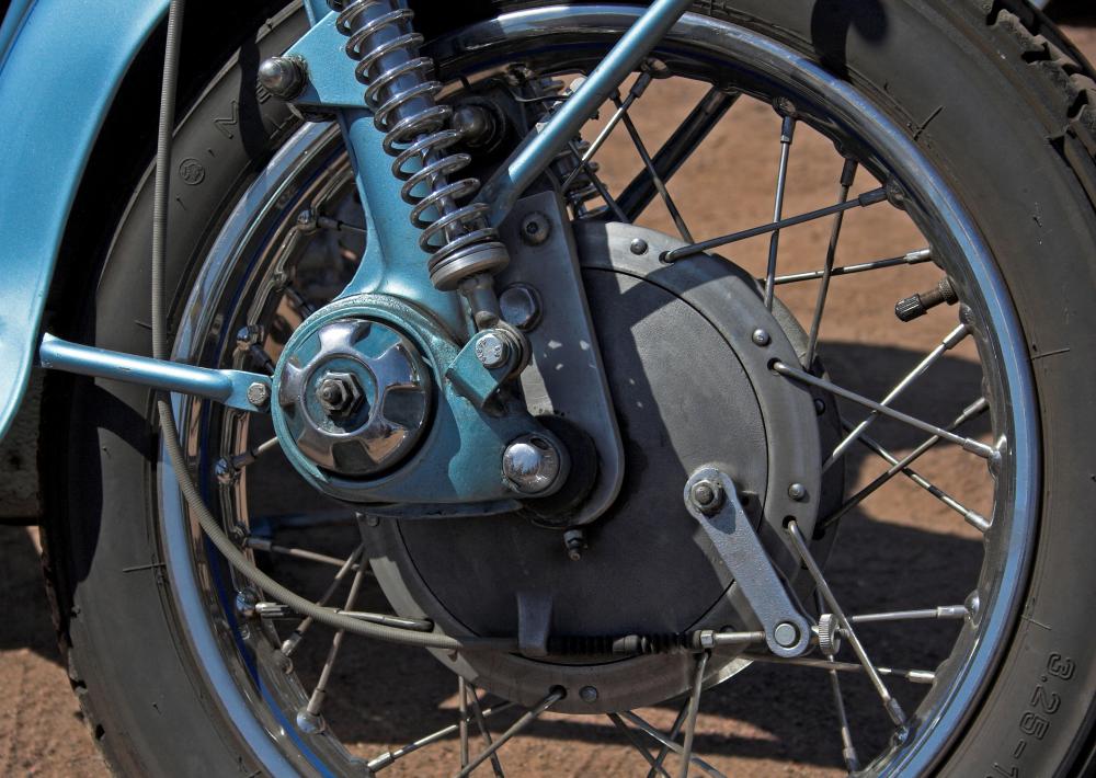 Classic motorcycle insurance offers protection for owners of vintage model bikes.