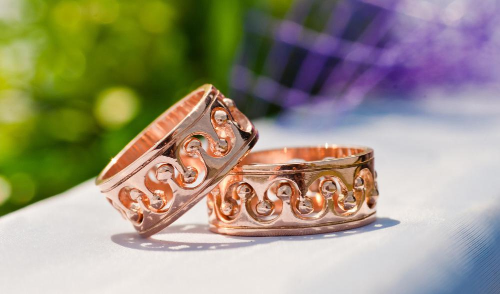 Most electronic testers will identify rose gold.