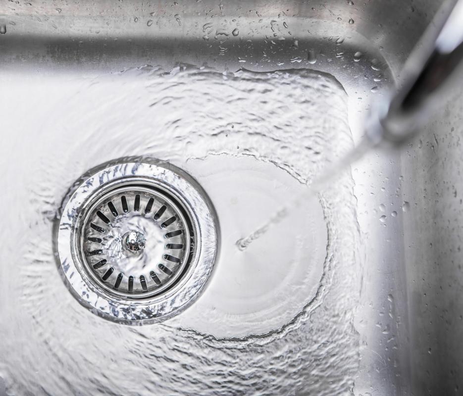 People living in areas where water is scarce should refrain from unnecessary use of the resource.