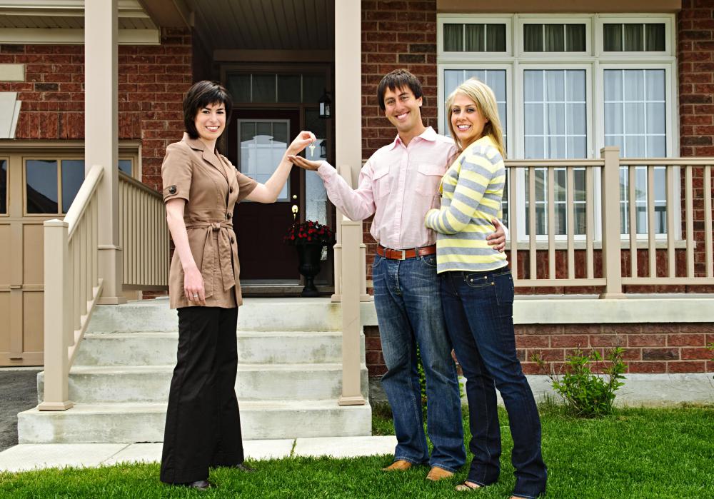 A closing agent must ensure that all documents and records are completed properly during the sale of a house.