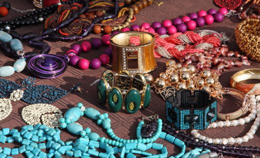 Flea markets sell a rang of items, such as jewelry.